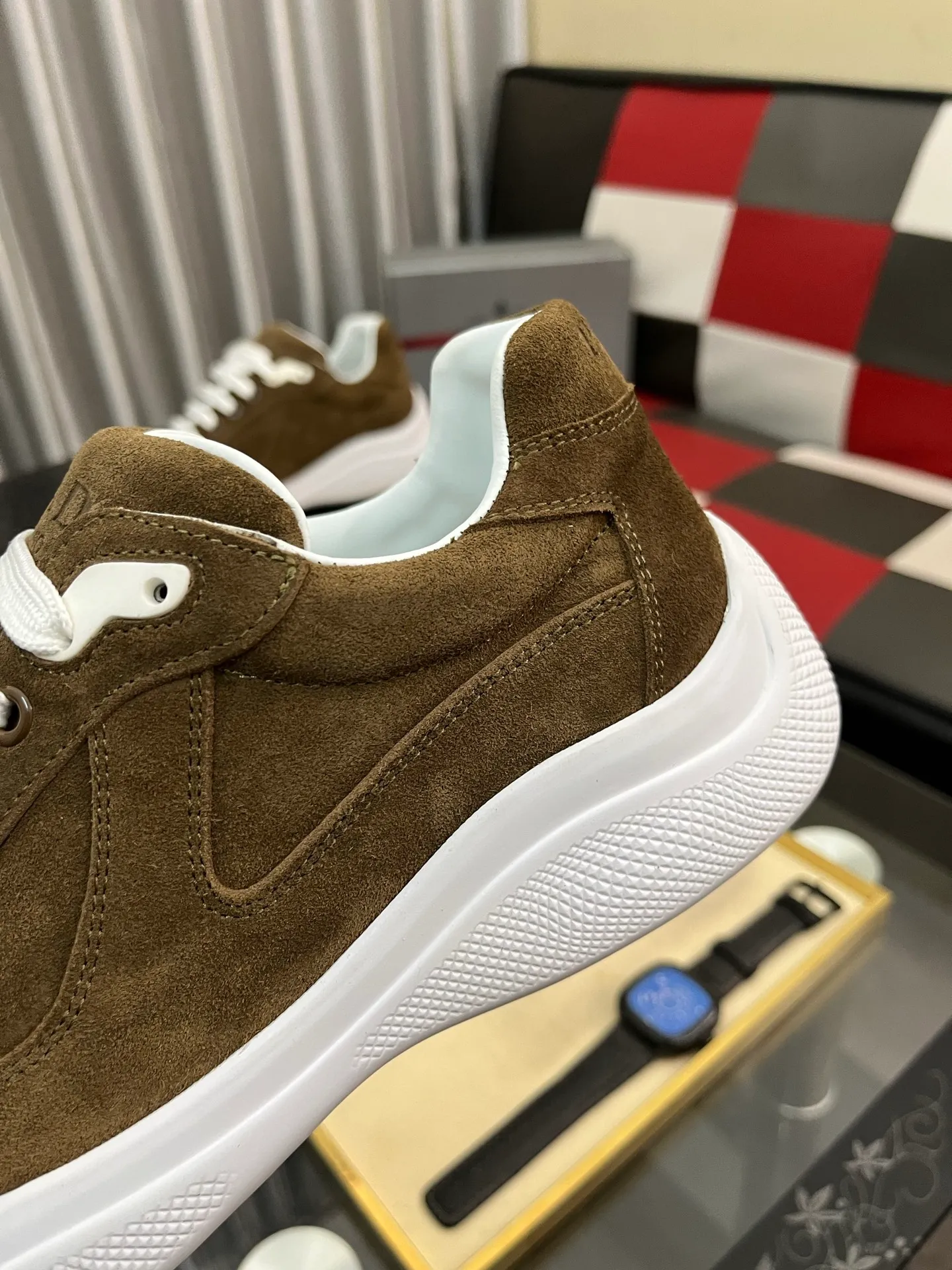 Men's shoes 💰400⌚️⌚️【PRADA】Prada casual shoes, originally developed 1:1, made of high-mercerized cowhide with imported cowhide, silk sheepskin lining, rubber outsole, comfortable and soft on the foot, size: 38-444️⃣Colors available